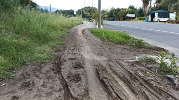 Section of Jocotepec bicycle path in dire need of repairs