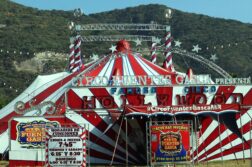 The circus is in Ajijic