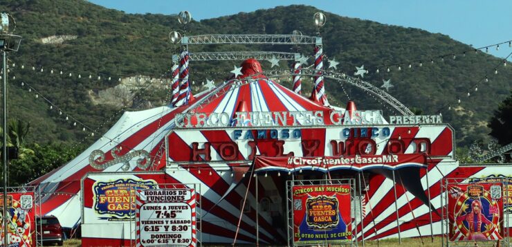 The circus is in Ajijic