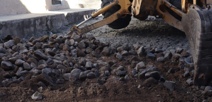 Residents approve cement paving for Álvaro Obregón Street