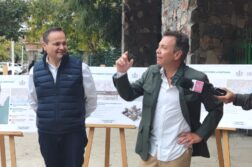 Governor unveils Chapala tourism megaproject