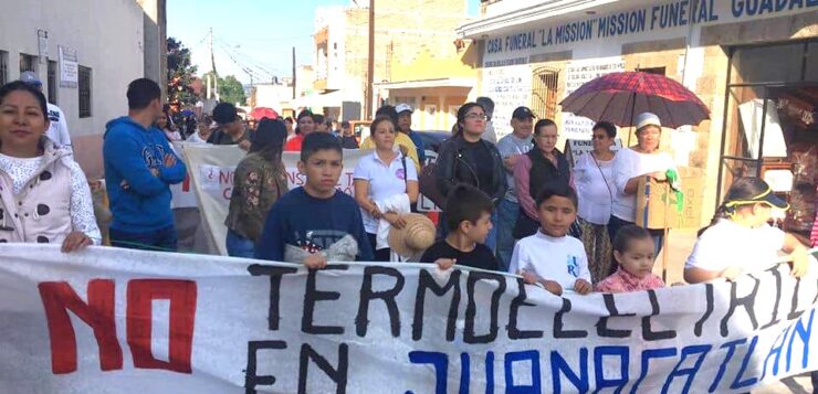 Juanacatlán residents protest power plant, demand river cleanup