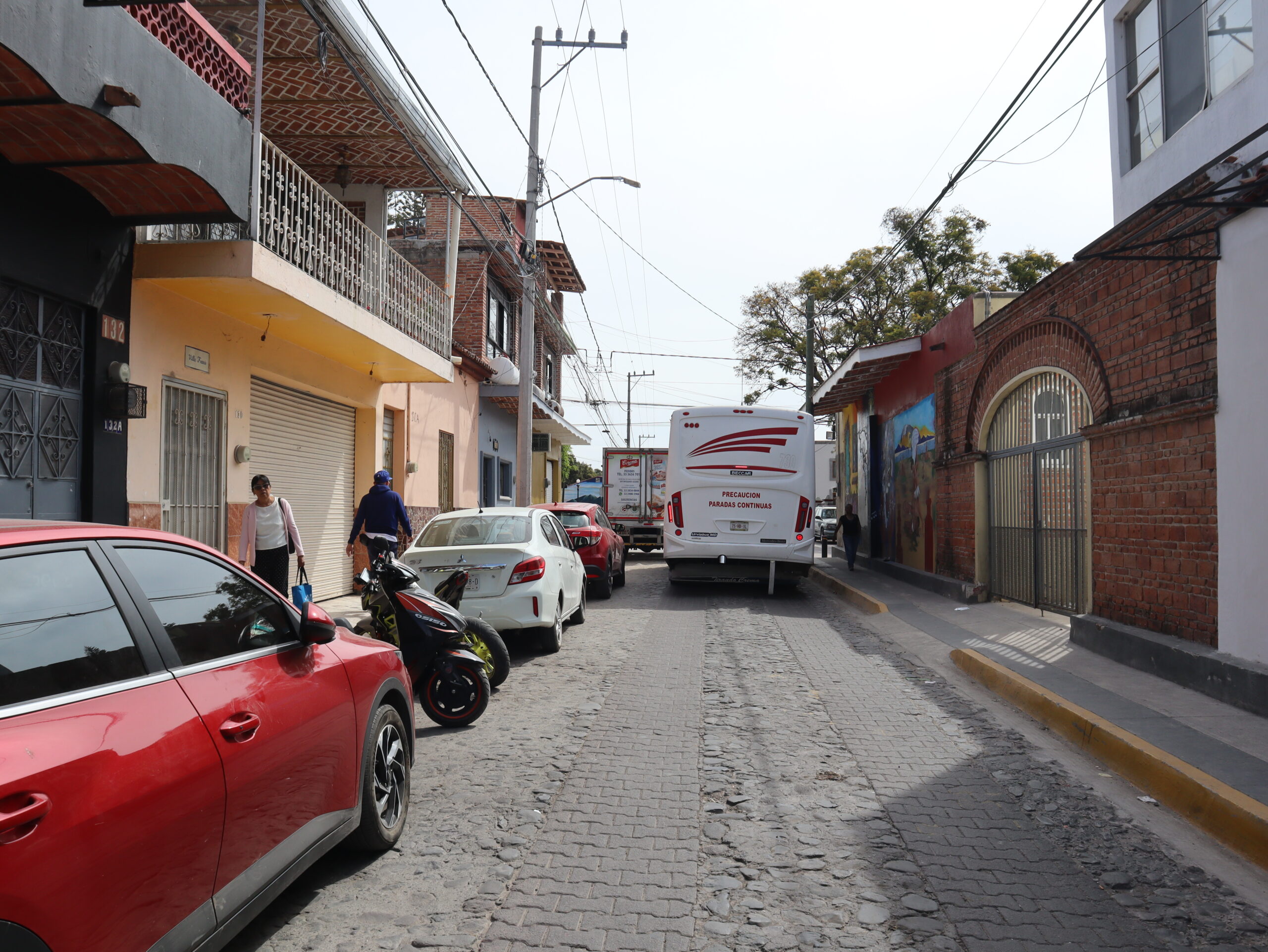 Parking restriction returns on Ramón Corona Street in San Antonio