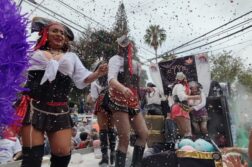 Final preparations underway for Ajijic's Mardi Gras parade