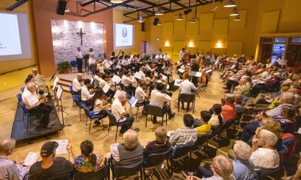 Lake Chapala Orchestra presents “Strings on Fire” concert