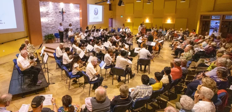 Lake Chapala Orchestra presents “Strings on Fire” concert