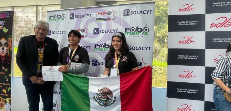 Jocotepec High and Prepatoria 14 students triumph at Infomatrix