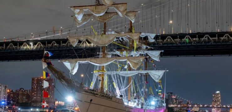 Mexican Navy ship collision in New York under investigation