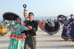 Over 1,300 danced in Chapala’s Second Monumental Dance