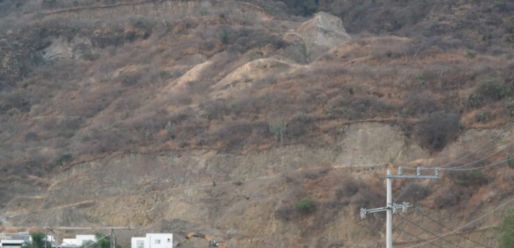 Developers scar Jaltepec hills again for new housing lots