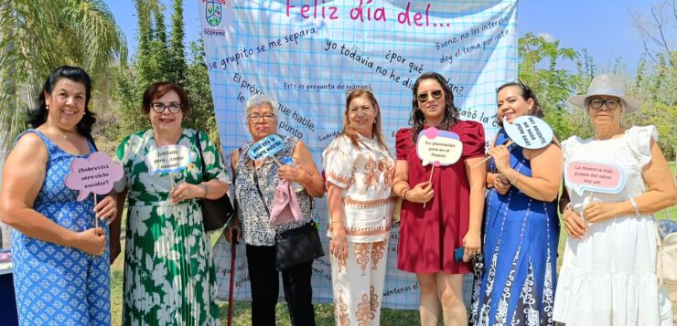 Awards, music and festivities for Jocotepec’s teachers