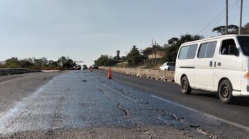 Federal government repairing Jocotepec’s old highway to Morelia