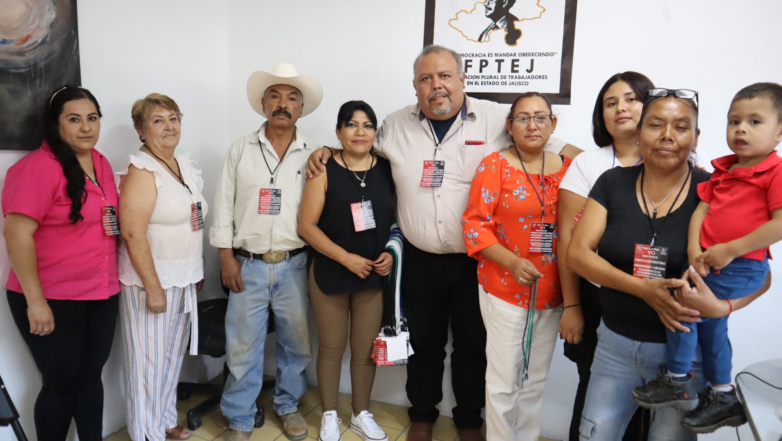 Chapala union member badges highlight General Working Conditions