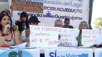 Protestors say government equivocates about a third aqueduct