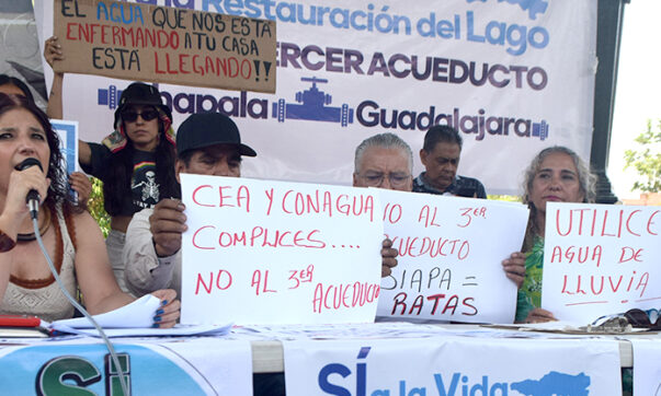 Protestors say government equivocates about a third aqueduct