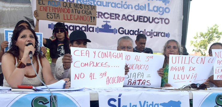 Protestors say government equivocates about a third aqueduct