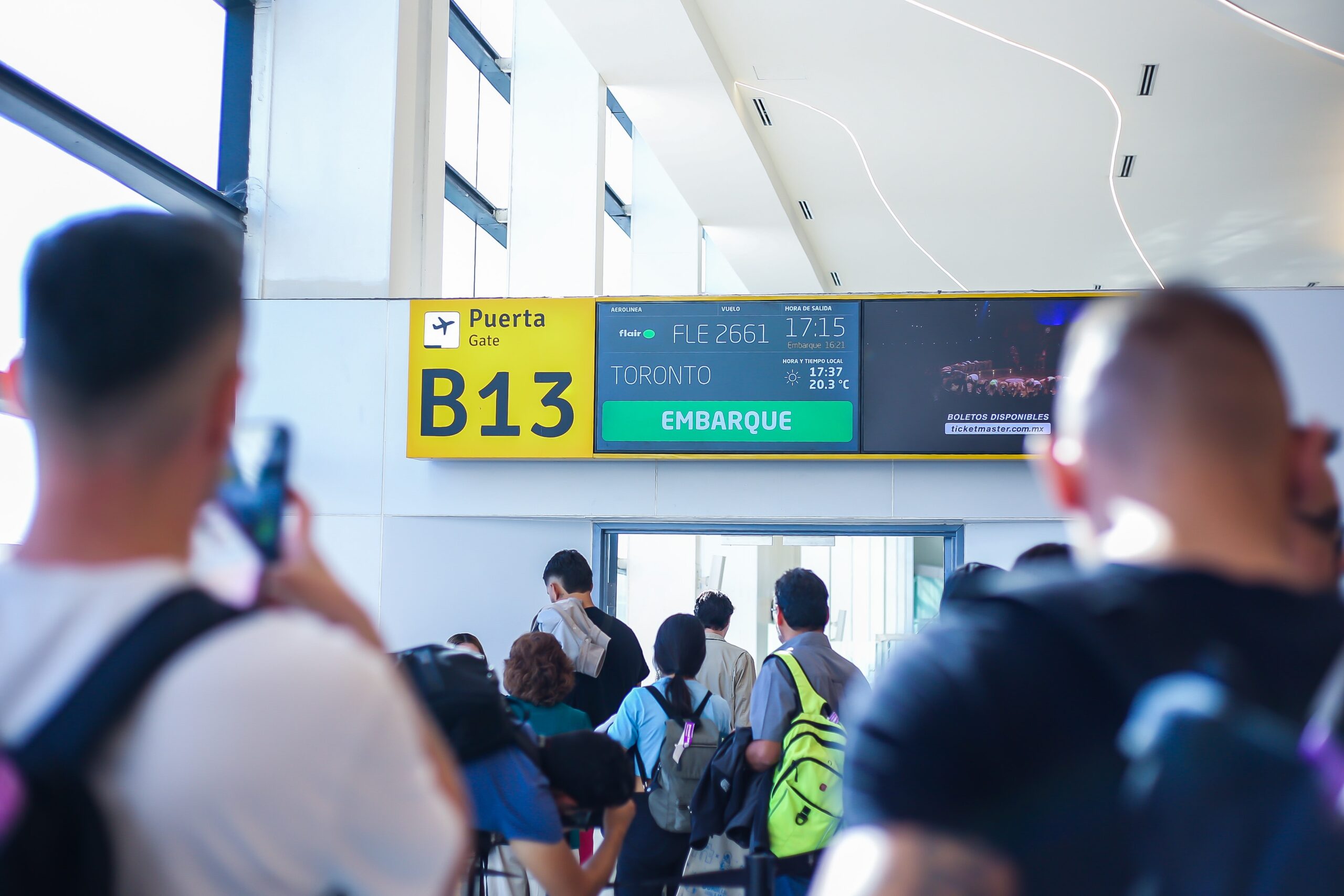 Puerto Vallarta expands Canada flights with Porter Airlines