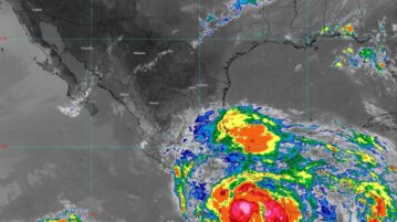 Hurricane Erick intensifies, threatens Guerrero and Oaxaca coasts