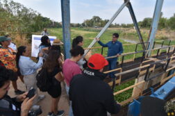 State and national officials tour the controversial Chapala-Guadalajara aqueduct
