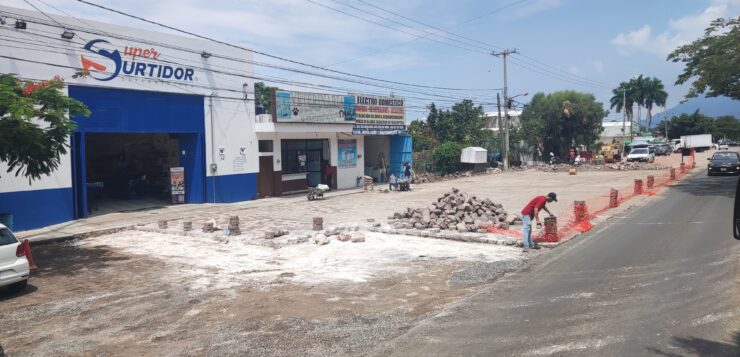 Paving in Riberas del Pilar 90% complete