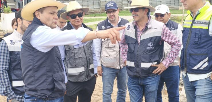 SIOP inspects progress on major Chapala projects