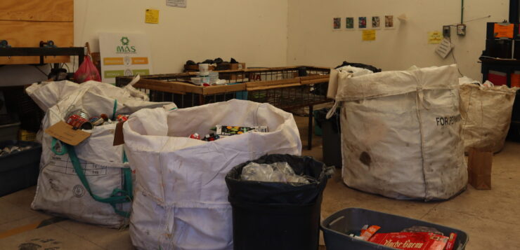 Even without power, the Ajijic Recycling Center does its job