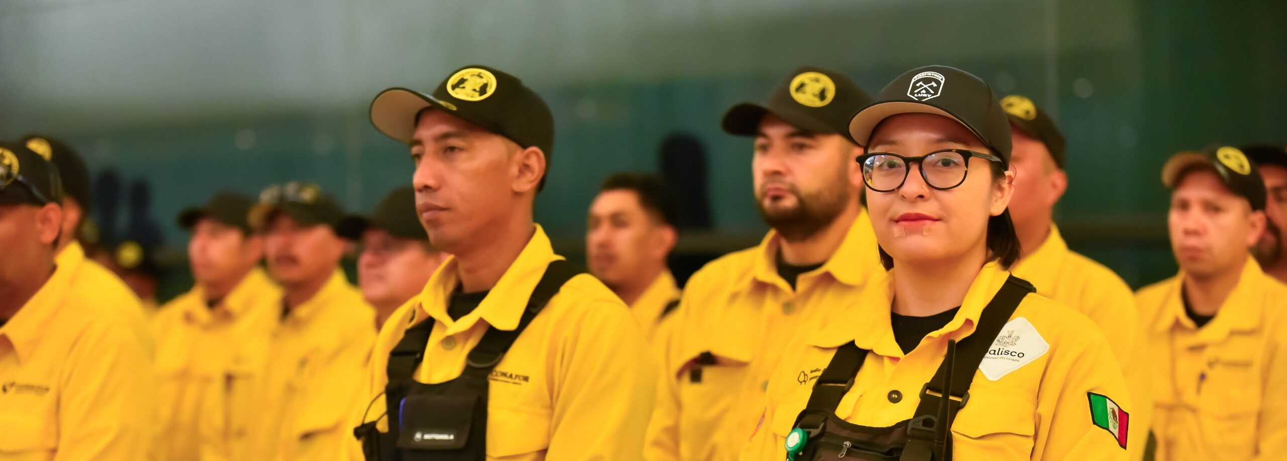 Mexican firefighters head to Canada to battle blazes