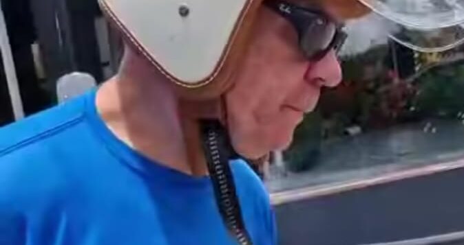 Foreign rider’s standoff halts traffic in Ajijic