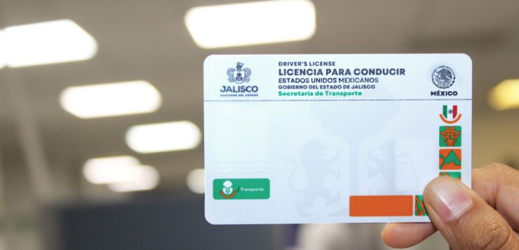 Jalisco issues new dual-language driver’s license