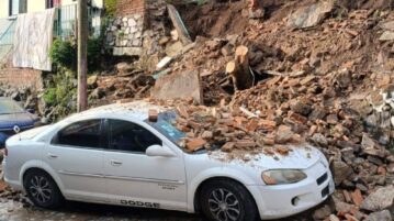 Heavy rains cause damage, flooding in Chapala and Atotonilquillo