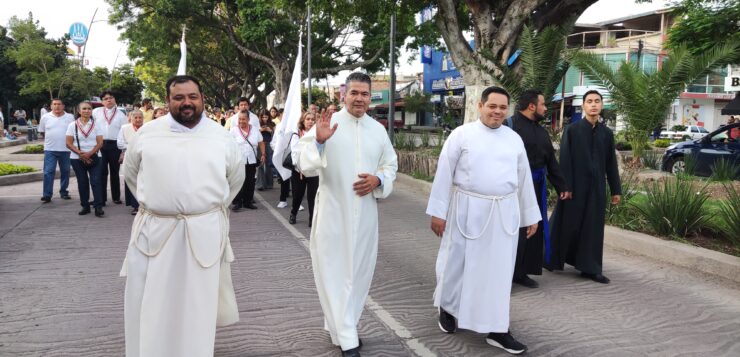 Chapala welcomes new parish priest Juan José Chávez Ramírez