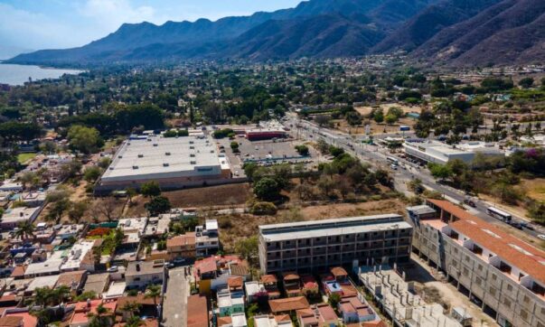 San Antonio Tlayacapán real estate fraud leaves seniors penniless