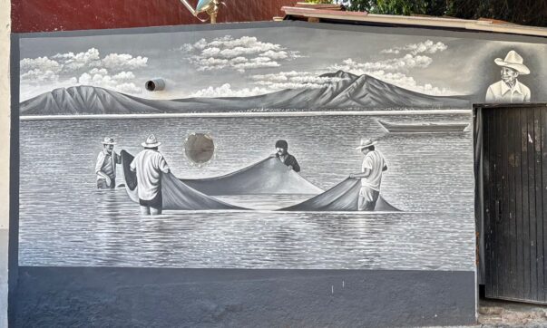 Jesús López Vega advances historical murals project