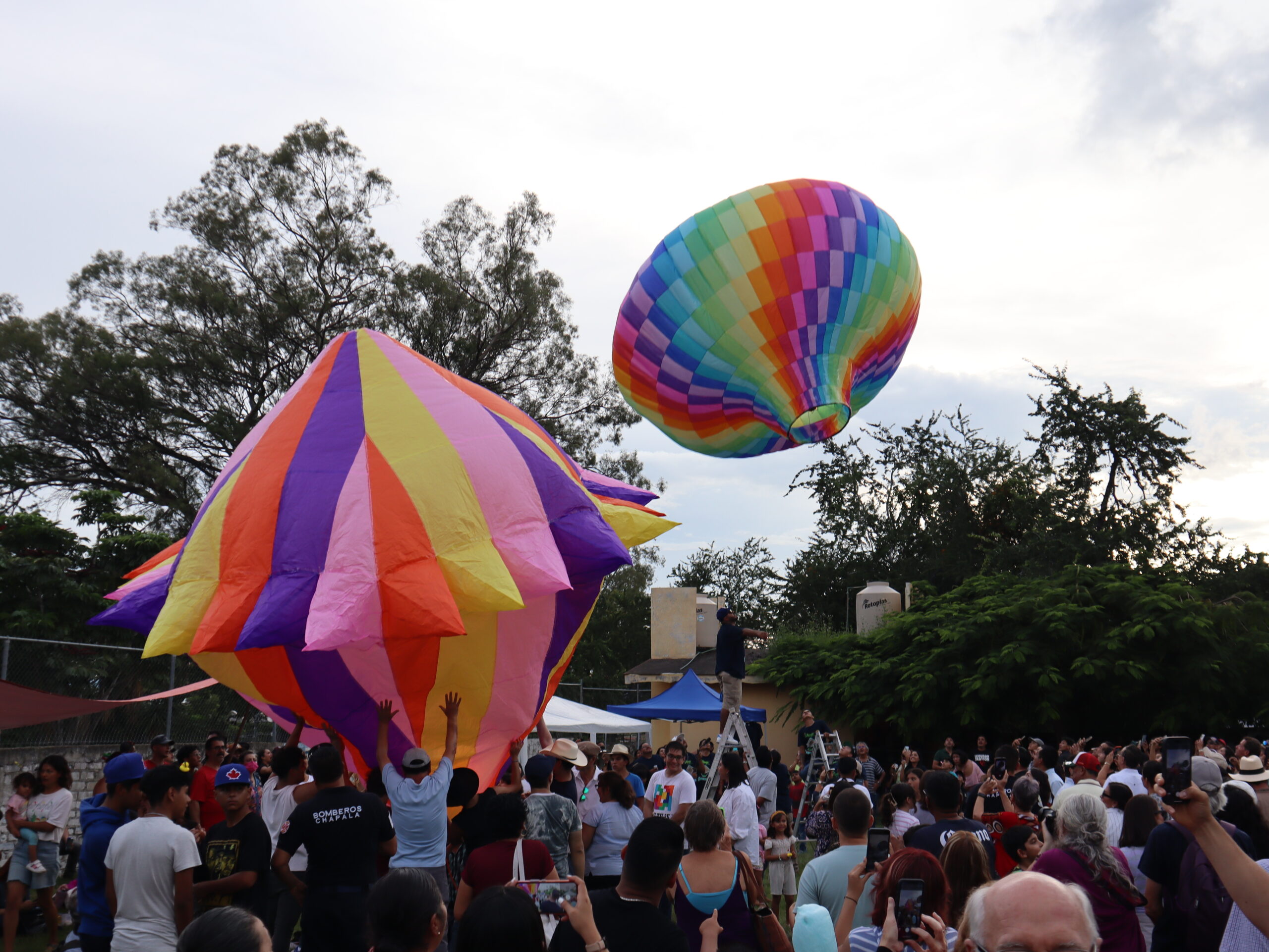 Ajijic's balloon regatta: A tradition of passion and community