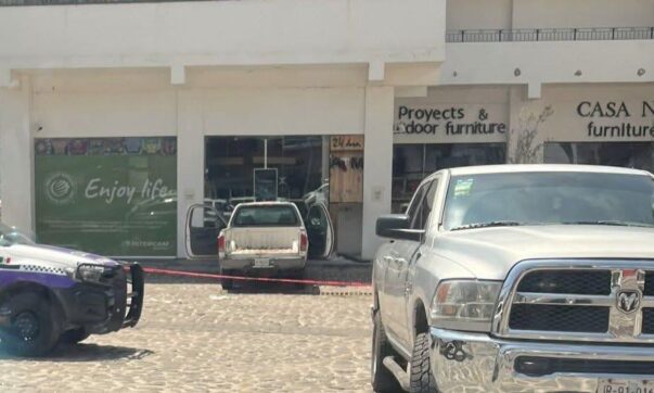 Ajijic Intercam Bank ATM stolen early Thursday morning