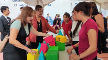 CUChapala and city hall host Gerontology Fair