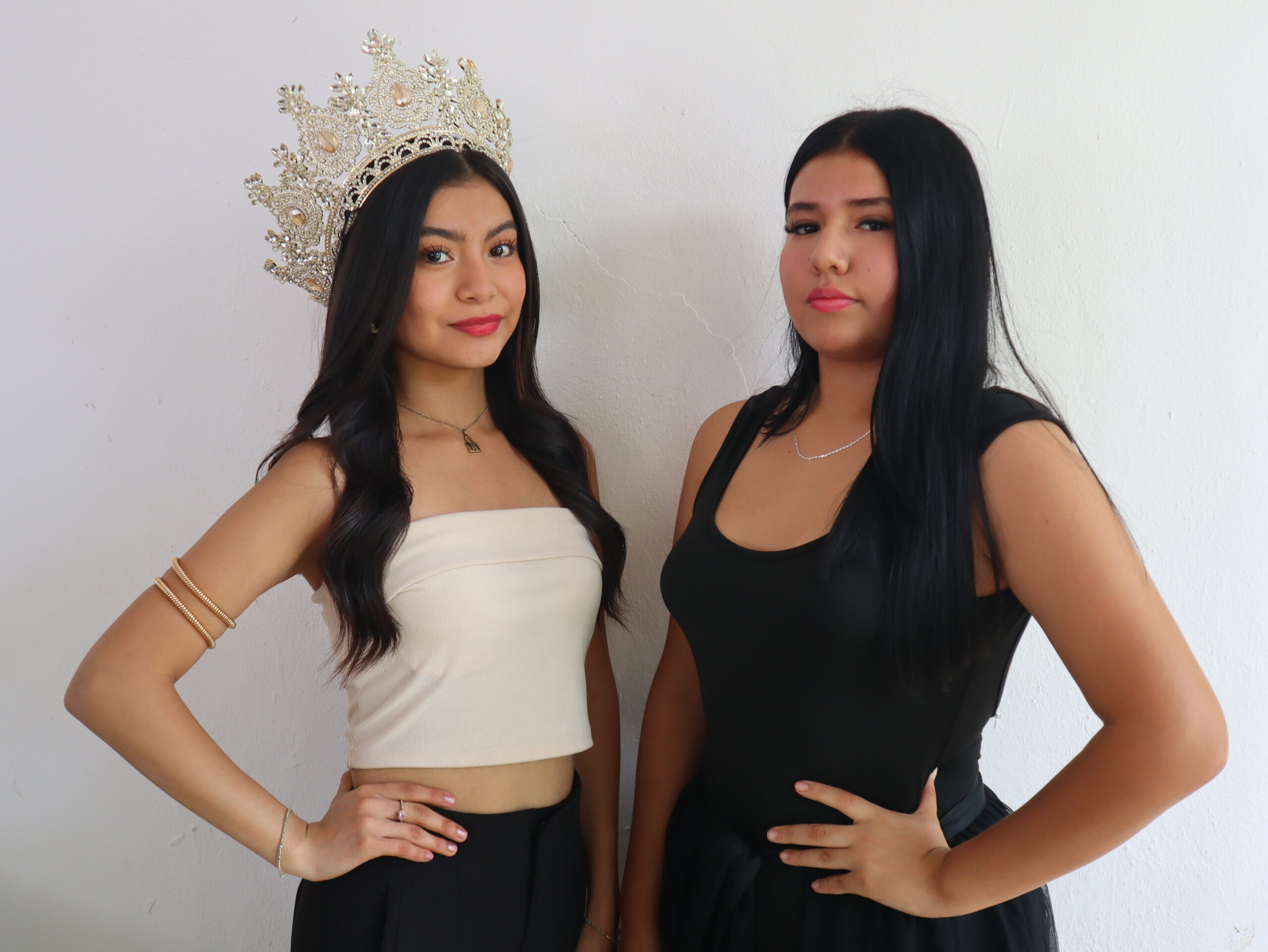 Two CETAC Ajijic students shine in local beauty pageants