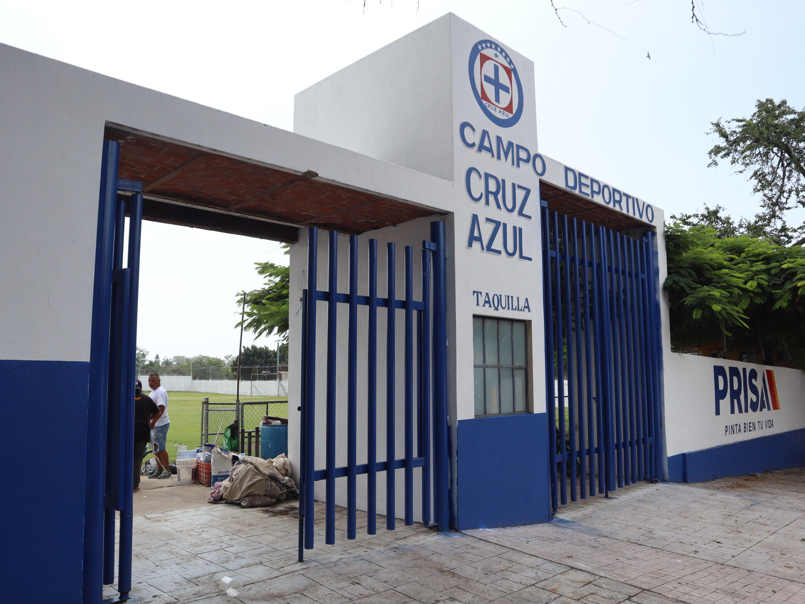 Cruz Azul Sports Field in Ajijic gets a facelift