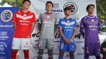 Club Charales celebrates 25 years by unveiling retro uniform