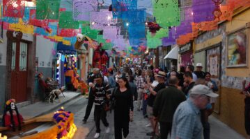 Axixic Vive offers weekend full of music, theater, and food