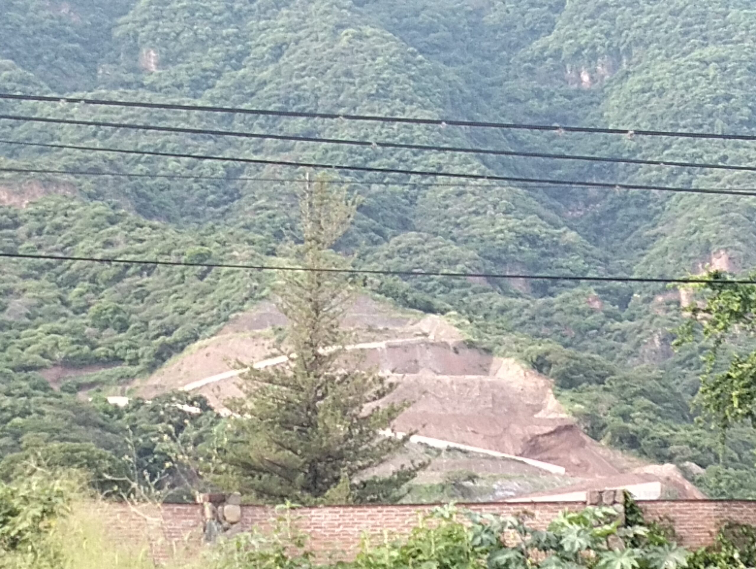 Jocotepec claims construction on El Limón hill complies with regulations