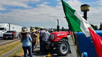 Farmers’protest blocks highways across Jalisco