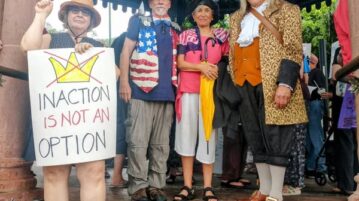 Democrats Abroad “No Kings” rally in Ajijic Saturday