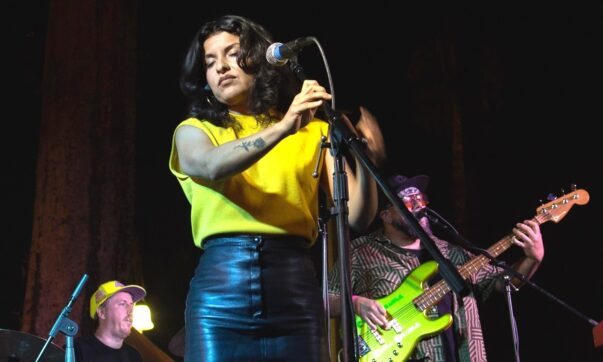 Music Sin Fronteras 10/5/2025