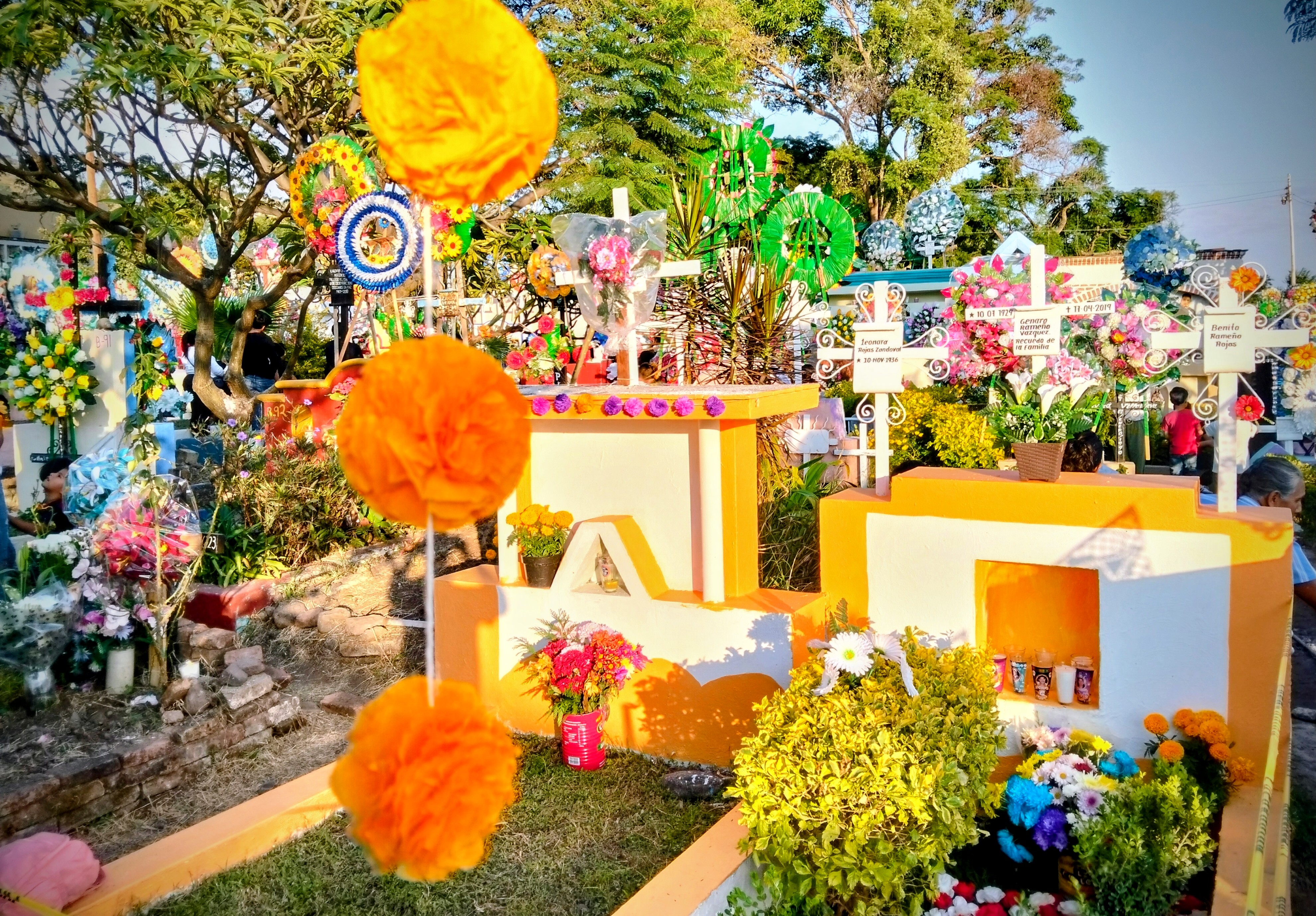 Remembrances mark Day of the Dead in San Juan Cosalá