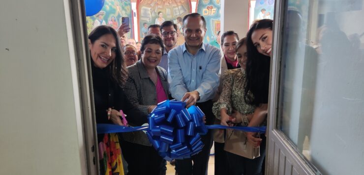 DIF Chapala opens free prescription dispensary for local residents