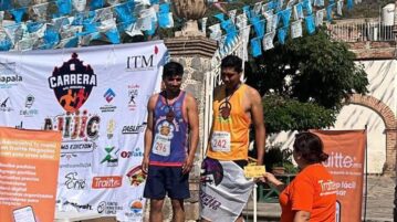Tenth Carrera del Rosario unites Ajijic for parish repairs