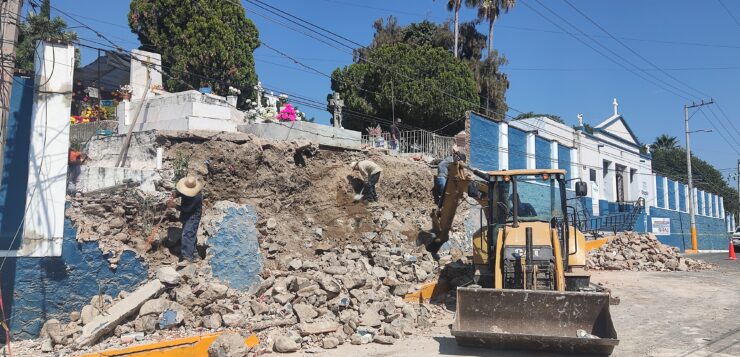 Chapala cemetery wall on Venustiano Carranza street to be rebuilt