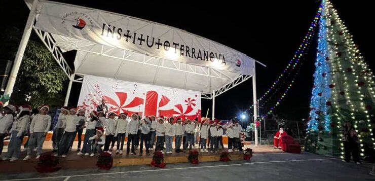 Terranova Celebrates an Artistic Christmas