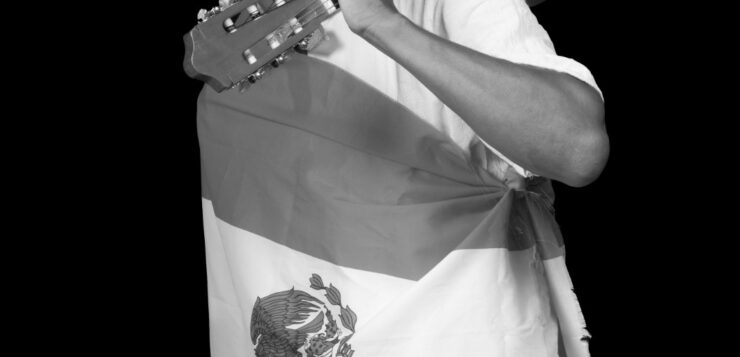 Multidisciplinary book presentation Musicians on Foot in Ajijic